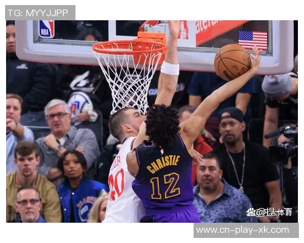 祖巴茨进攻受限难以发挥卢指导无奈回应包夹困境