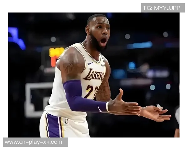 雷迪克谈老詹背靠背出战希望强调脚部酸痛影响恢复情况